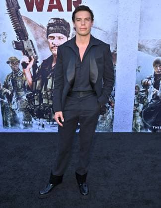 USA - Primative War Premiere - Los Angeles LOS ANGELES - AUG 18: Carlos Sanson Jr at Primative War Premiere at the Hollywood American Legion on August 18, 2025 in Los Angeles, CA Los Angeles CA USA  Copyright: xHPAx xHutchinsxPhotox