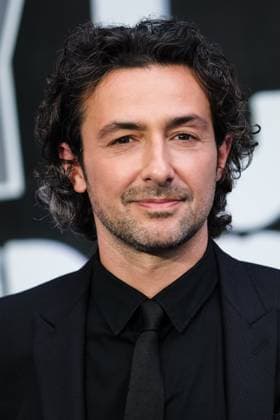 Uk Gala Screening Of Caught Stealing on Tuesday 19 August 2025 Alex Zane seen at the Uk Gala Screening Of Caught Stealing on Tuesday 19 August 2025 at ODEON LUXE Leicester Square, London. . Picture, Credit:Julie Edwards Avalon  Copyright: xJuliexEdwardsx xAvalonx 1030253814