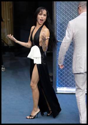 . 19 08 2025. London, United Kingdom. Zoe Kravitz arriving at the Caught Stealing premiere in London.  xStephenxLockx xi-Imagesx IIM-26160-0020