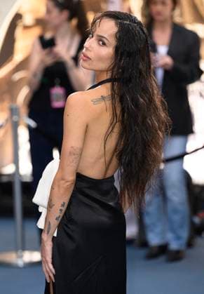 Caught Stealing UK Premiere - London Zoe Kravitz at the UK premiere of Caught Stealing, Leicester Square. London, UK. August 19th, 2025. Photo by Stuart Hardy ABACAPRESS.COM London London United Kingdom  Copyright: xStuartxHardy ABACAPRESS.COMx