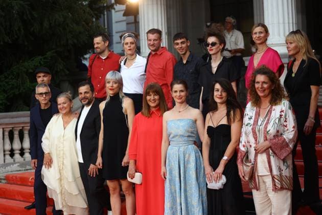 Sarajevo, Bosnia and Herzegovina, 200825. Director and writer Hana Jusic with producer Ankica Juric Tilic and actors Filip Djuric, Mauro Ercegovic Gracin and Ana Marija Veselcic on the red carpet before the premiere of her film God will not help, at 31st Sarajevo Film Festival, 6th day. Photo: Antonio Balic CROPIX Copyright: xxAntonioxBalicx xCROPIXx sff_sesti_dan1-200825