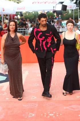Sarajevo, Bosnia and Herzegovina, 200825. Croatian actor Slavko Sobin and the crew of the film Surviving Earth on the red carpet of 31st Sarajevo Film Festival, 6th day. Photo: Antonio Balic CROPIX Copyright: xxAntonioxBalicx xCROPIXx sff_sesti_dan24-200825