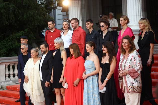 Sarajevo, Bosnia and Herzegovina, 200825. Director and writer Hana Jusic with producer Ankica Juric Tilic and actors Filip Djuric, Mauro Ercegovic Gracin and Ana Marija Veselcic on the red carpet before the premiere of her film God will not help, at 31st Sarajevo Film Festival, 6th day. Photo: Antonio Balic CROPIX Copyright: xxAntonioxBalicx xCROPIXx sff_sesti_dan9-200825