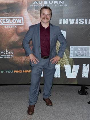 August 20, 2025, Beverly Hills, California, USA: Actor DEREK JULIAN attends the INVISIBLE Red Carpet Premiere. Beverly Hills USA - ZUMAb173 20250820_aap_b173_021 Copyright: xBillyxBennightx