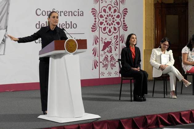 MexicoÃ¢â‚¬â ¢s President Claudia Sheinbaum Pardo, speaks during a news conference about the investment in the mexico s electricity system at National Palace. on August 21, 2025 in Mexico City, Mexico. Mexico City Mexico - ZUMAe321 20250821_zia_e321_008 Copyright: xLuisxBarronx