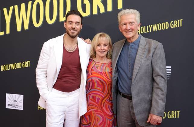 21 August 2025 . Los Angeles, California - Ryan Curtis, Linda Purl, Patrick Duffy At Red Carpet Premiere Of Hollywood Grit held at AMC The Grove 14 in Los Angeles. Los Angeles USA - ZUMAa123 20250821_zaa_a123_087 Copyright: xFSx