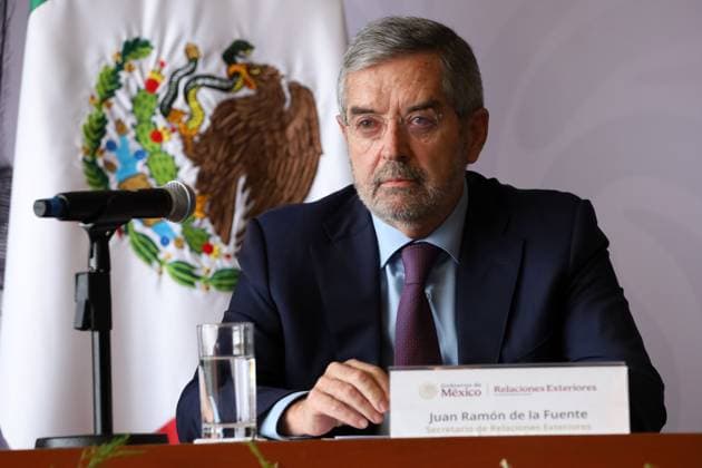 Mexico™s Foreign Affairs Minister, Juan Ramon de la Fuente News Conference Mexico™s Foreign Affairs Minister, Juan Ramon de la Fuente speaks about the Legal consular assistance for Mexican migrants in the United States in response to immigration raids during a news conference at Ministry of Foreign Affairs Headquarters. on August 22, 2025, in Mexico City, Mexico. (Photo by Luis Barron Eyepix Group) Copyright: xLuisxBarronx xEyepixxGroupx LB_22082025_166302