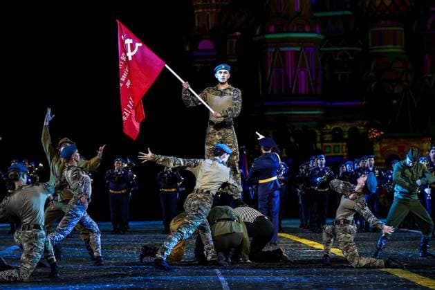 RUSSIA, MOSCOW - AUGUST 22, 2025: The Combined Band of the Russian Airborne Forces perform during the opening ceremony of the 17th Spasskaya Tower International Military Music Festival in Red Square Moscow Russia  - ZUMAt113 20250822_zaa_t113_458 Copyright: xSergeixBulkinx