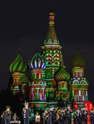 Russia Military Music Festival 8986702 22.08.2025 Members of the Central Band of the Russian Border Guard Service perform during an opening ceremony of the Spasskaya Tower international military music festival in Red Square in Moscow, Russia. Vladimir Astapkovich Sputnik Moscow Russia  Copyright: xVladimirxAstapkovichx