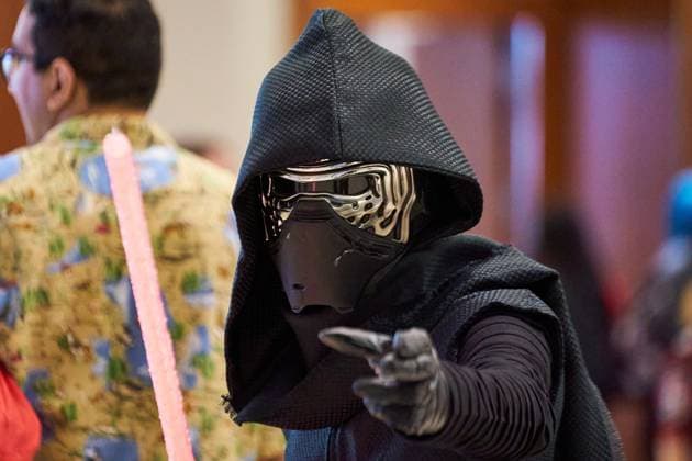 August 22, 2025, Toronto, On, Canada: A Convention-goer in a Star Wars cosplay poses for photos on the second day of the annual Fan Expo convention in Toronto, on Friday, Aug. 22, 2025. Toronto Canada  - ZUMAc35_ 20250822_zaf_c35_146 Copyright: xSammyxKoganx
