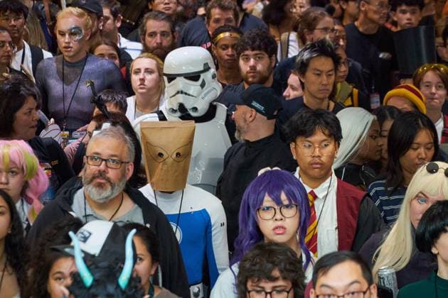 August 22, 2025, Toronto, On, Canada: Convention-goers make their way through the halls on the second day of the annual Fan Expo convention in Toronto, on Friday, Aug. 22, 2025. Toronto Canada  - ZUMAc35_ 20250822_zaf_c35_153 Copyright: xSammyxKoganx