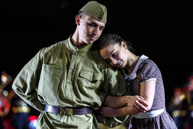 RUSSIA, MOSCOW - AUGUST 22, 2025: Dancers perform during the opening ceremony of the 17th Spasskaya Tower International Military Music Festival in Red Square Moscow Russia  - ZUMAt113 20250822_zaa_t113_482 Copyright: xSergeixBulkinx