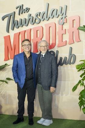 The Thursday Murder Club UK Premiere Director Chris Columbus and Steven Speilberg attend The Thursday Murder Club UK Premiere in the Leicester Square Gardens, London. 21st August 2025.  Copyright: xAndrewxSimsx NINTCHDBPICT001018029335
