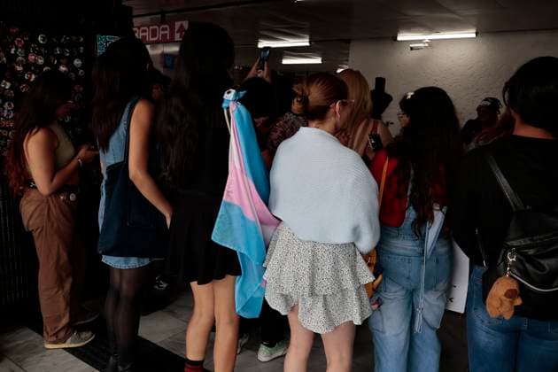 August 23, 2025, Mexico, Cdmx, Mexico: Members of Mexico City s trans community demonstrated at the Metro Public Transportation System (STC METRO) facilities because a few weeks ago, a city police officer denied a trans woman access to the women-only car. This sparked discontent, and they demanded that a car be designated exclusively for transgender people so they feel safer, don t suffer aggression, feel comfortable, and are free from discrimination on public transportation. Mexico Mexico - ZUMAp204 20250823_zip_p204_043 Copyright: xJosuexPerezx
