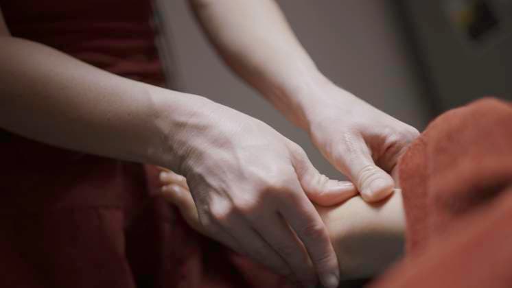 Massage treatments.Action.The girls body is massaged with very smooth movements Massage treatments.Action.The girls body is massaged with very smooth movements. High quality 4k footage, 62530478.jpg RECORD DATE NOT STATED