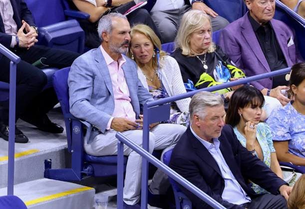 US Open - Celebs In The Stands Katie Kouric with her husband John Molner attend the US Open during the Novak Djokovic vs Learner Tien game in New York on August 24, 2025. Photo by Dylan Travis ABACAPRESS.COM New York City NY United States  Copyright: xDylanxTravis ABACAx