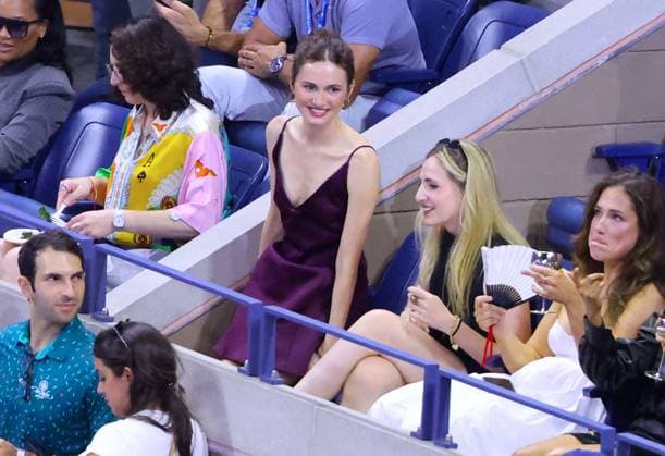 US Open - Celebs In The Stands Maude Apatow attends the US Open during the Novak Djokovic vs Learner Tien game in New York on August 24, 2025. Photo by Dylan Travis ABACAPRESS.COM New York City NY United States  Copyright: xDylanxTravis ABACAx