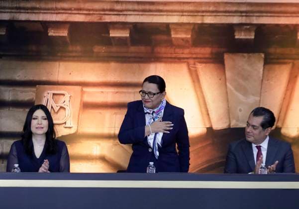 Claudia Sheinbaum, President Of Mexico, Leads Ceremony Celebrating The 100th Anniversary Of The Founding Of The Bank Of Mexico (Banxico) From left to right, Victoria Rodriguez, Governor of the Bank of Mexico; Rosa Icela Rodriguez, Secretary of the Interior; and Sergio Gutierrez Luna, President of the Chamber of Deputies, accompany Claudia Sheinbaum, President of Mexico, during the ceremony celebrating the 100th anniversary of the founding of the Bank of Mexico (Banxico) at the Interactive Museum of Economics (Mide) in Mexico City, Mexico, on August 25, 2025. Mexico City Mexico City Mexico  Copyright: xGerardoxVieyrax originalFilename: vieyra-notitle250825_npZ5b.jpg