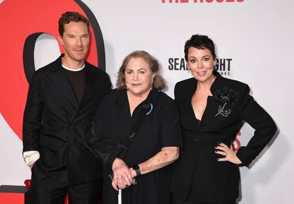NEW YORK, NY - AUGUST 25: Benedict Cumberbatch, Kathleen Turner and Olivia Colman at The Roses New York Premiere on August 25, 2025 at The Hudson Theatre in New York City. Copyright: xMediaPunchx