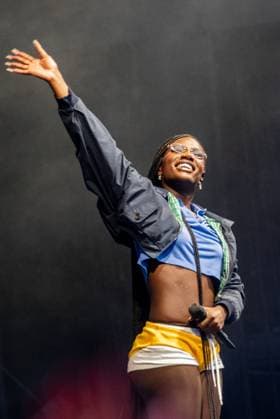 August 8, 2025, San Francisco, California, United States: Doechii performs during the Outside Lands music festival at the Golden Gate Park. San Francisco United States - ZUMAs197 20250808_aaa_s197_567 Copyright: xImagexSpacex