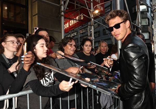 Red carpet for the New York premiere of Caught Stealing at the Regal Union Square Featuring: Austin Butler Where: New York, New York, United States When: 26 Aug 2025 Credit: Dave Allocca Starpix INSTARimages EDITORIAL USE ONLY. NOT FOR USE BY NEWSPAPERS BASED IN THE UK. Copyright: xx instar55014971