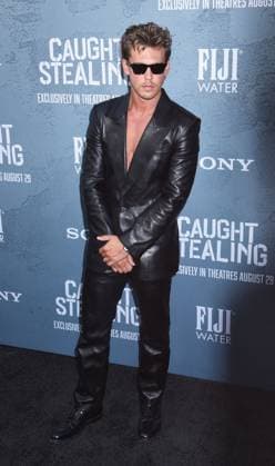 Caught Stealing Premiere - NYC Austin Butler at the NY premiere of Caught Stealing at the Regal Union Square on August 26, 2025 in New York City, USA. Photo by MM ABACAPRESS.COM New York City New York United States  Copyright: xMM ABACAx