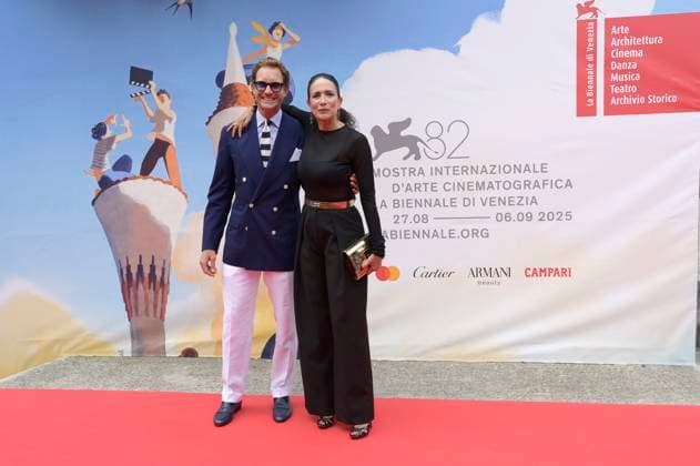 Randi Ingerman with partner Marco Colombo at the premiere of the feature film Mother at the Biennale di Venezia 2025 82 Venice International Film Festival in the Sala Darsena Venice, 27 08 2025 Foto:xA.xM.xTinghinox xFuturexImagex mother_5804