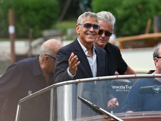 Venice, ITALY: Venice, 82nd Venice International Film Festival 2025 - Day 1 - Arrivals at the Excelsior Hotel pier - Pictured: George Clooney Venice ITALY  - ZUMAp169 20250827_zea_p169_2340 Copyright: xManuelexMangiarottix
