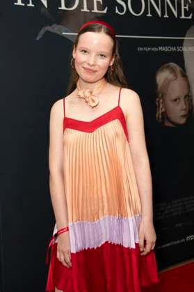Laeni Geiseler at the premiere of the movie In die Sonne schauen Sound of Falling at Delphi Filmpalast Berlin, 27 08 2025 Foto:xJ.xKnowlesx xFuturexImagex sonne_5878