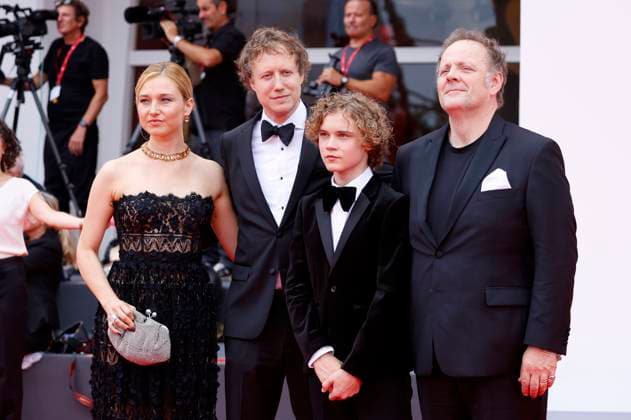 Andrea Waskovics, Laszlo Nemes, Bojtorjan Barabas and Gregory Gadebois at the premiere of the feature film Ãrva Orphan at the Biennale di Venezia 2025 82 Venice International Film Festival at the Palazzo del Cinema Venice, 28 08 2025 Foto:xD.xBedrosianx xFuturexImagex orphan_5864