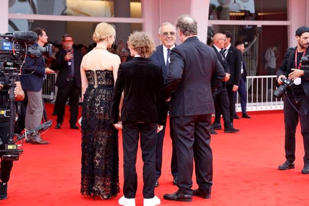 Andrea Waskovics, Bojtorjan Barabas, Alberto Barbera and Gregory Gadebois at the premiere of the feature film Ãrva Orphan at the Biennale di Venezia 2025 82 Venice International Film Festival at the Palazzo del Cinema Venice, 28 08 2025 Foto:xD.xBedrosianx xFuturexImagex orphan_5874