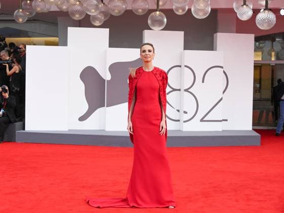 Venice, 82nd Venice International Film Festival 2025 - Evening 2. Red Carpet Film Bugonia. Pictured: Emanuela Fanelli  Copyright: xSimonexComix xipa-agency.netx xPoolxPhotoxEventsx06x IPA_Agency_IPA63489298