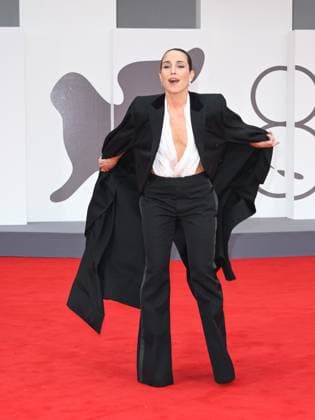 Venice, 82nd Venice International Film Festival 2025 - Evening 2. Red Carpet Film Bugonia. Pictured: Noomi Rapace  Copyright: xSimonexComix xipa-agency.netx xPoolxPhotoxEventsx06x IPA_Agency_IPA63489897