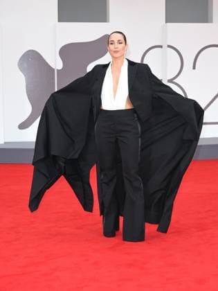 Venice, 82nd Venice International Film Festival 2025 - Evening 2. Red Carpet Film Bugonia. Pictured: Noomi Rapace  Copyright: xSimonexComix xipa-agency.netx xPoolxPhotoxEventsx06x IPA_Agency_IPA63489903