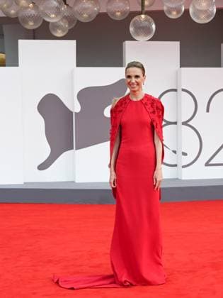 Venice, Italy: Venice, 82nd Venice International Film Festival 2025 - Evening 2. Red Carpet Film Bugonia. Pictured: Emanuela Fanelli Venice Italy  - ZUMAp169 20250828_zea_p169_849 Copyright: xSimonexComix