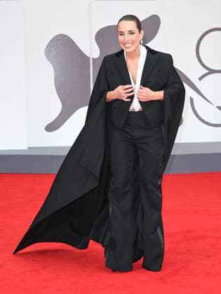 Venice, Italy: Venice, 82nd Venice International Film Festival 2025 - Evening 2. Red Carpet Film Bugonia. Pictured: Noomi Rapace Venice Italy  - ZUMAp169 20250828_zea_p169_917 Copyright: xSimonexComix