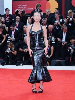 Venice, 82nd Venice International Film Festival 2025 - Evening 2 - Red Carpet for the film Bugonia. Pictured: Valentina Cabassi  Copyright: xAlbertoxTerenghi PoolxPhotoxEventsx06x xipa-agency.netx xPoolxPhotoxEventsx06x IPA_Agency_IPA63490712
