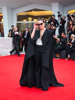 Venice, 82nd Venice International Film Festival 2025 - Evening 2 - Red Carpet for the film Bugonia - Pictured: Noomi Rapace  Copyright: xManuelexMangiarottix xipa-agency.netx xPoolxPhotoxEventsx06x IPA_Agency_IPA63490834