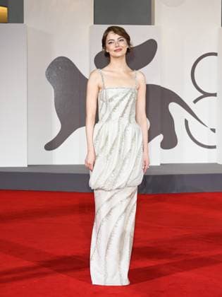 Venice, 82nd Venice International Film Festival 2025 - Evening 2. Red Carpet Film Bugonia. Pictured: Emma Stone  Copyright: xSimonexComix xipa-agency.netx xPoolxPhotoxEventsx06x IPA_Agency_IPA63491329