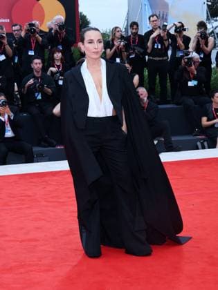 Venice, 82nd Venice International Film Festival 2025 - Evening 2 - Red Carpet for the film Bugonia Pictured: Noomi Rapace  Copyright: xAlbertoxTerenghi PoolxPhotoxEventsx06x xipa-agency.netx xPoolxPhotoxEventsx06x IPA_Agency_IPA63491476