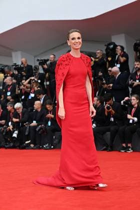 82nd International Film Festival: Red Carpet Screening for Bugonia 82nd Venice International Film Festival, red carpet for the film Bugonia. In the photo, the festival s host, Emanuela Fanelli. Venice, Italy 28 August 2025, Credit:Maria Laura Antonelli Avalon Italy, Venice  Copyright: xMariaxLauraxAntonellix xAvalonx 1032099096