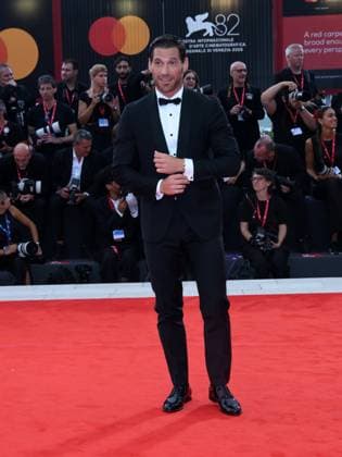 Venice, 82nd Venice International Film Festival 2025 - evening 2 - red carpet of the film Bugonia Pictured: guest  Copyright: xAlbertoxTerenghi PoolxPhotoxEventsx06x xipa-agency.netx xPoolxPhotoxEventsx06x IPA_Agency_IPA63496410