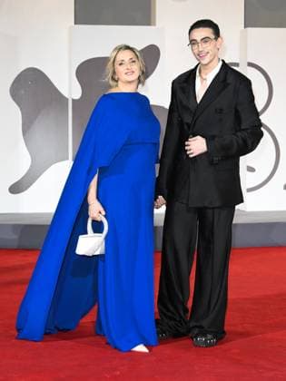 Venice, 82nd Venice International Film Festival 2025 - Evening 2. Red Carpet Film Jay Kelly. Pictured: Michele Bravi with his mother Giovanna Machi.  Copyright: xSimonexComix xipa-agency.netx xPoolxPhotoxEventsx06x IPA_Agency_IPA63497390