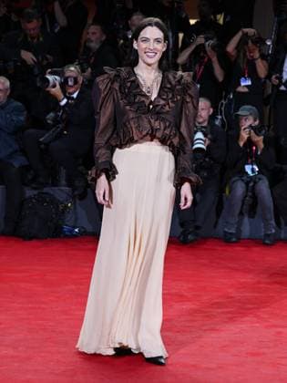 Venice, 82nd Venice International Film Festival 2025 - Evening 2 - Red Carpet for the film Jay Kelly - Pictured: Riley Keough  Copyright: xManuelexMangiarottix xipa-agency.netx xPoolxPhotoxEventsx06x IPA_Agency_IPA63498127