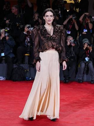 Venice, 82nd Venice International Film Festival 2025 - Evening 2 - Red Carpet for the film Jay Kelly - Pictured: Riley Keough  Copyright: xManuelexMangiarottix xipa-agency.netx xPoolxPhotoxEventsx06x IPA_Agency_IPA63498131