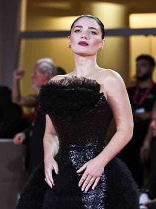 Venice, 82nd Venice International Film Festival 2025 - Evening 2 - Red Carpet for the film Jay Kelly - Pictured: Eve Hewson  Copyright: xManuelexMangiarottix xipa-agency.netx xPoolxPhotoxEventsx06x IPA_Agency_IPA63498147