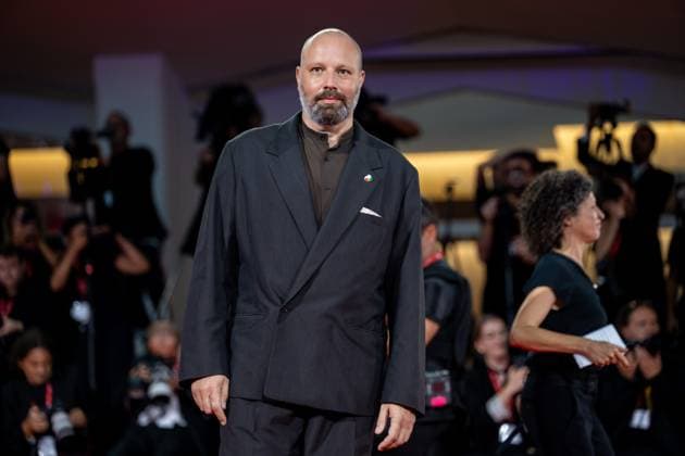 Bugonia Red Carpet - The 82nd Venice International Film Festival Yorgos Lanthimos attends the Bugonia red carpet during the 82nd Venice International Film Festival in Venice, Italy, on August 28, 2025. Venice Italy  Copyright: xLucaxCarlinox originalFilename: carlino-notitle250828_np21g.jpg