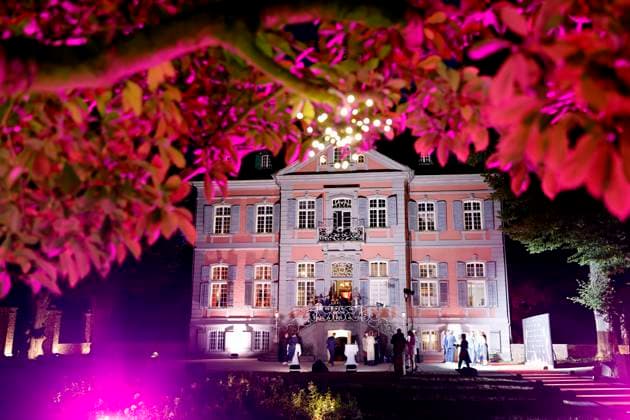The lighting of Arff Castle during the evening event on the occasion of the Cologne jury meeting for the international Emmy Award 2025 Semi Final round of judging of the international Emmy Awards at Arff Castle Cologne, 28 08 2025 NRW Germany Copyright: xChristophxHardtx