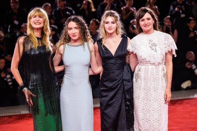 Red carpet of the film Jay Kelly at the 82nd Venice Film Festival in Venice - 28 Aug 2025 Laura Dern, Jaya Harper, May Nivola and Emily Mortimer attend the red carpet of the film Jay Kelly at the Palazzo del Cinema during the 82nd Venice Film Festival. Venice Italy Copyright: xMarcoxBaradax xSOPAxImagesx MBARADA_0015