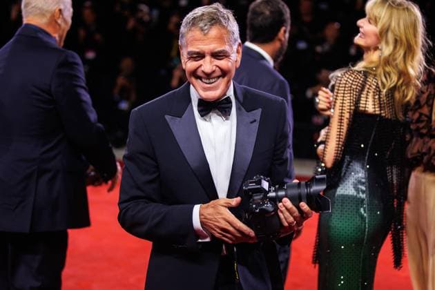Red carpet of the film Jay Kelly at the 82nd Venice Film Festival in Venice - 28 Aug 2025 George Clooney attends the red carpet of the film Jay Kelly at the Palazzo del Cinema during the 82nd Venice Film Festival. Venice Italy Copyright: xMarcoxBaradax xSOPAxImagesx MBARADA_0029